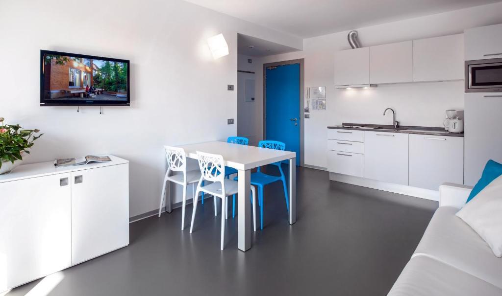 Gardabike Residence Torbole Sul Garda Room photo